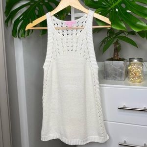 Lilly Pulitzer Top 🤍🌿